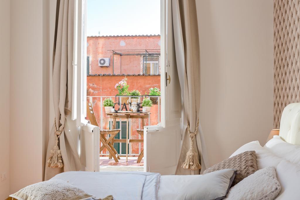 Townhouse By The Spanish Steps Rom Rum bild